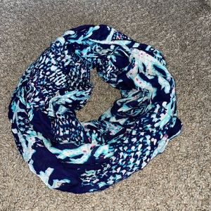 Iily Pulitzer infinity scarf starfish navy print.